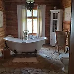 Hotel Chata Zwierzowka *